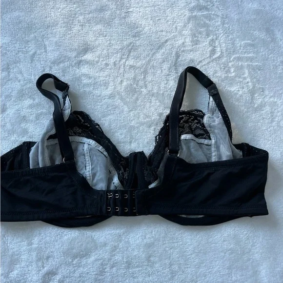 La Vie en Rose Unlined Lace and Mesh Bra 38DD - Picture 2 of 8